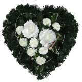Aranžmán na hrob srdce čečinové krémové ruže Spomíname 50cm