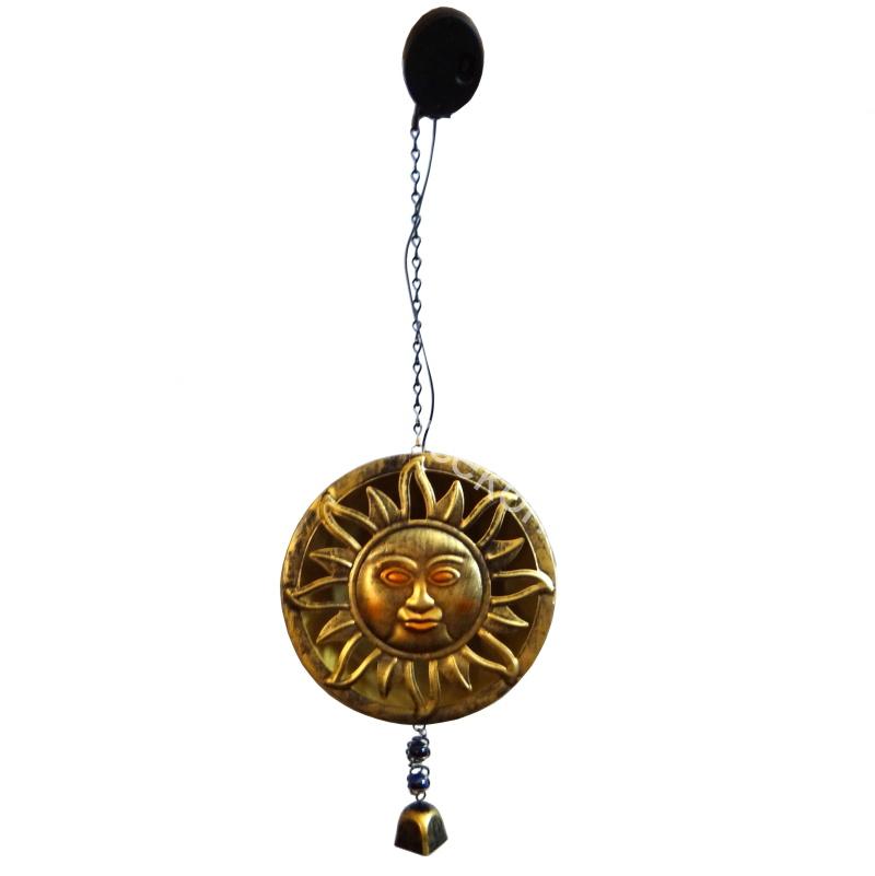 Solárne slnko – zlatá LED závesná kovová dekorácia (Ø 25,5 cm)