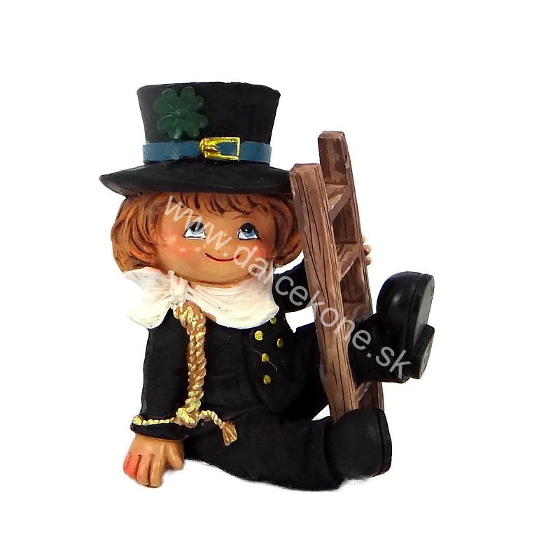 Kominár pre šťastie 10 cm – usmiata soška so štvorlístkom noha na rebríku